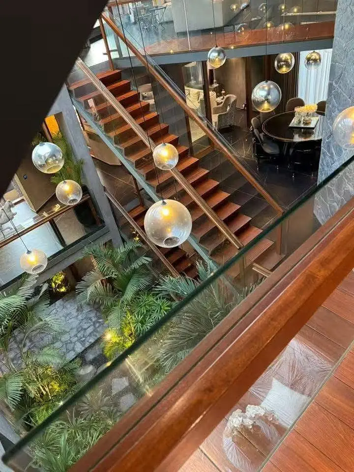 Staircase — listing RM2480, 1000 yd · Phase 6